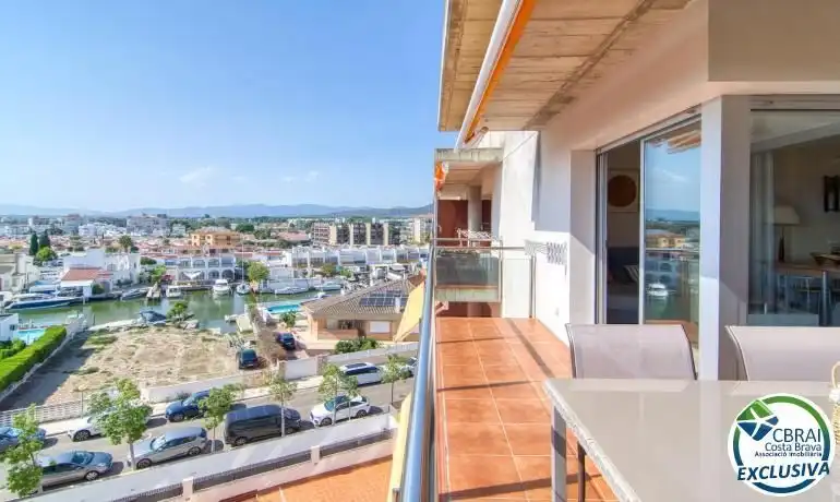 Terrace of Apartments for sale in Roses  with Air Conditioner and Furnished