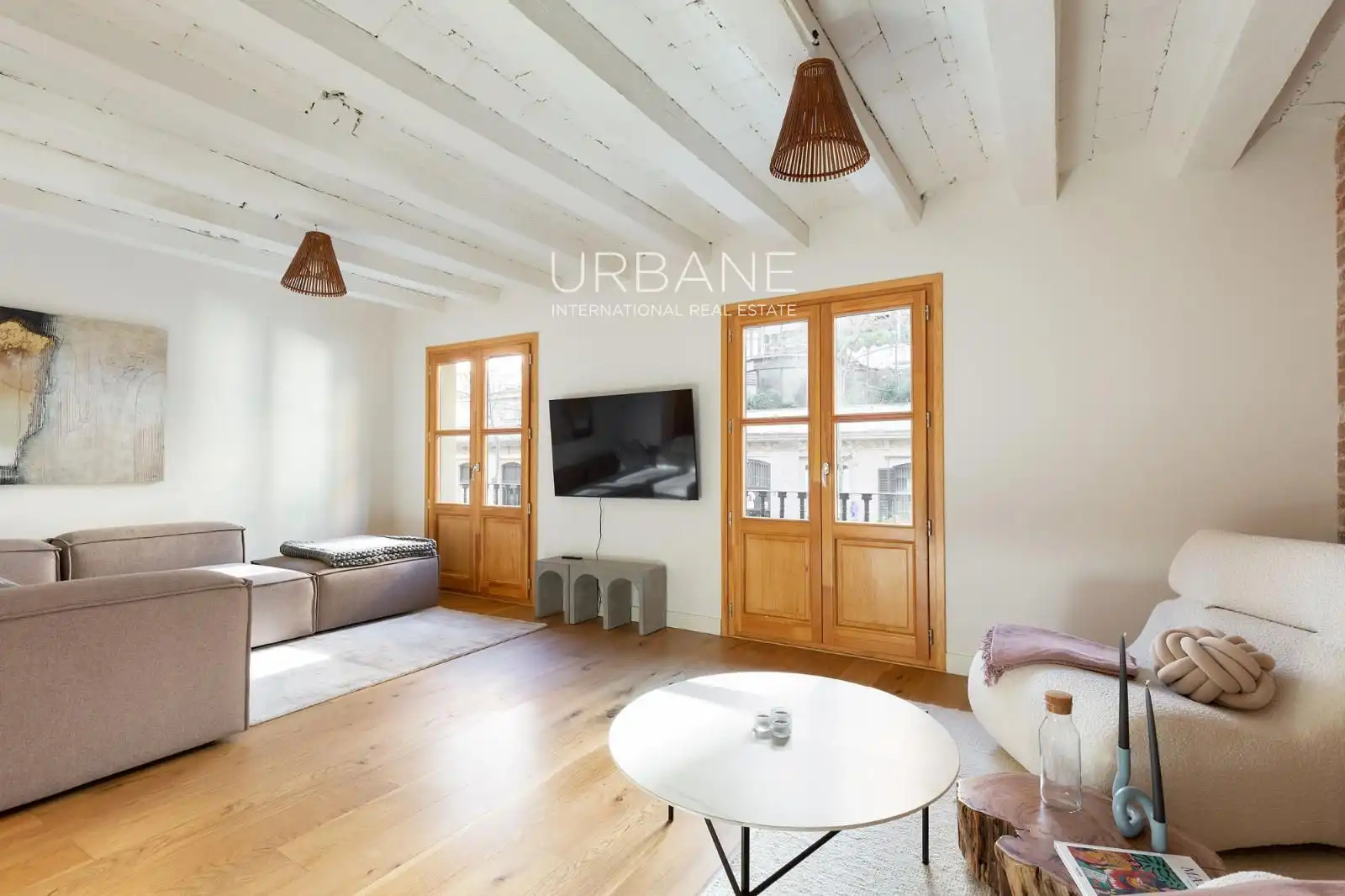 Sala d'estar de Pis de lloguer en Barcelona amb Parquet, Forn i Rentadora