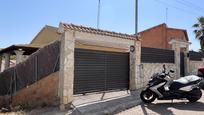 Vista exterior de Casa o xalet en venda en Bellvei amb Terrassa