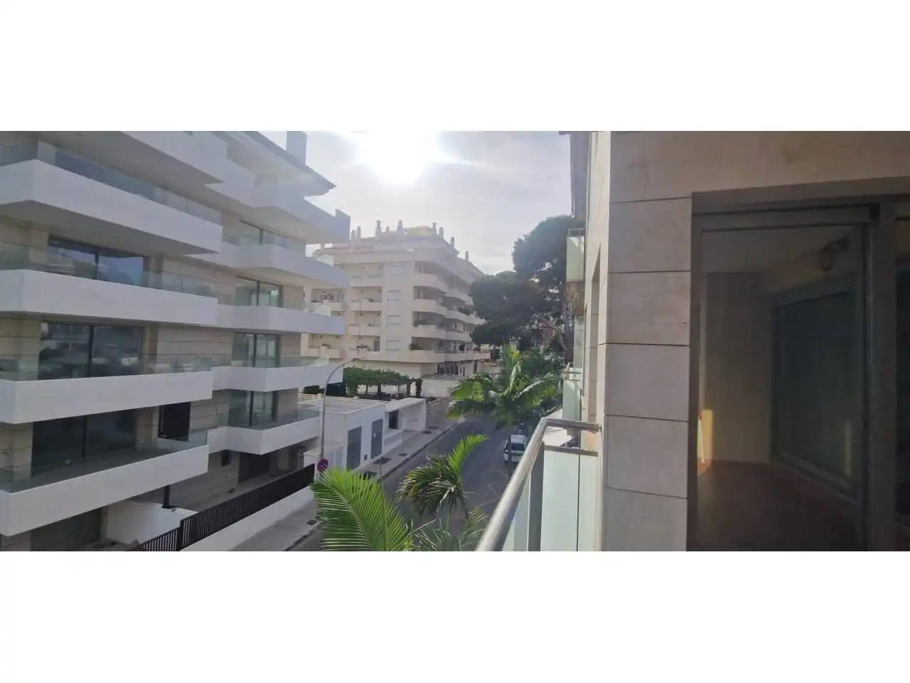 Apartamento con piscina en venta en Puerto Marina, imagen 18