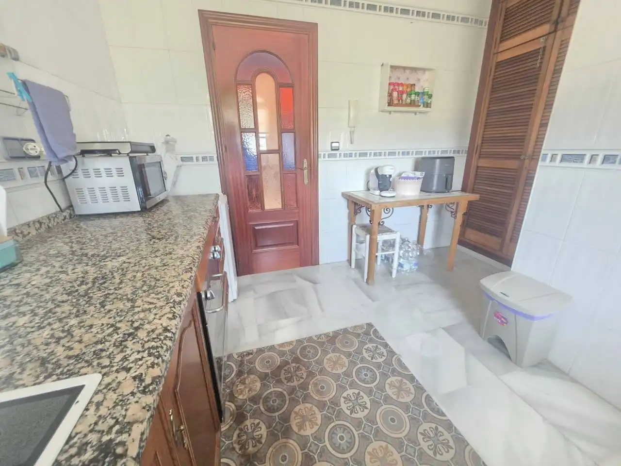 Kitchen of Houses for sale in Chiclana de la Frontera  with Air Conditioner and Terrace