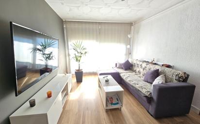 Living room of Flat for sale in Barberà del Vallès  with Heating and Balcony