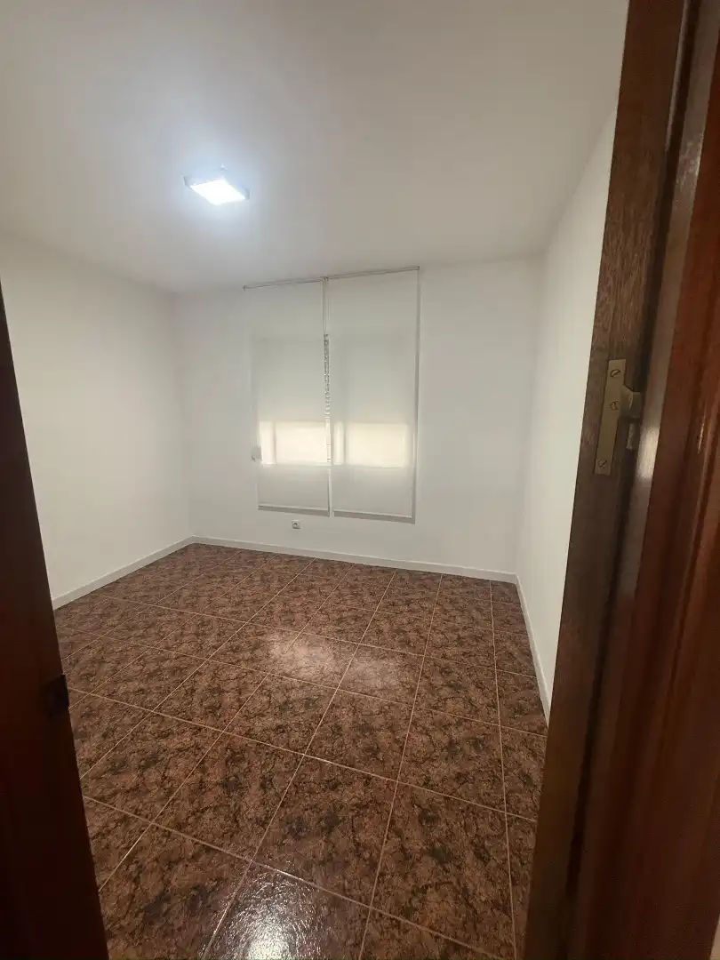 Flat with terrace for sale in Calle Platero Pedro de Bares, imagen 12
