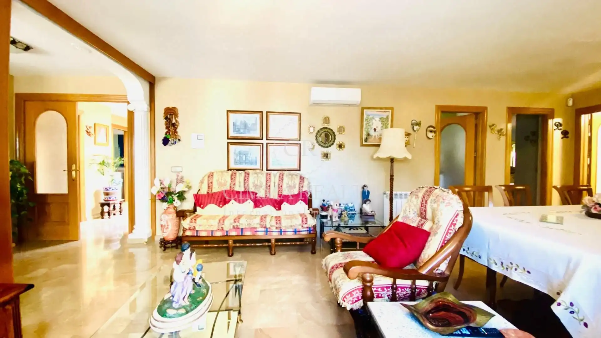 Living room of Houses for sale in L'Alfàs del Pi  with Air Conditioner, Heating and Private garden