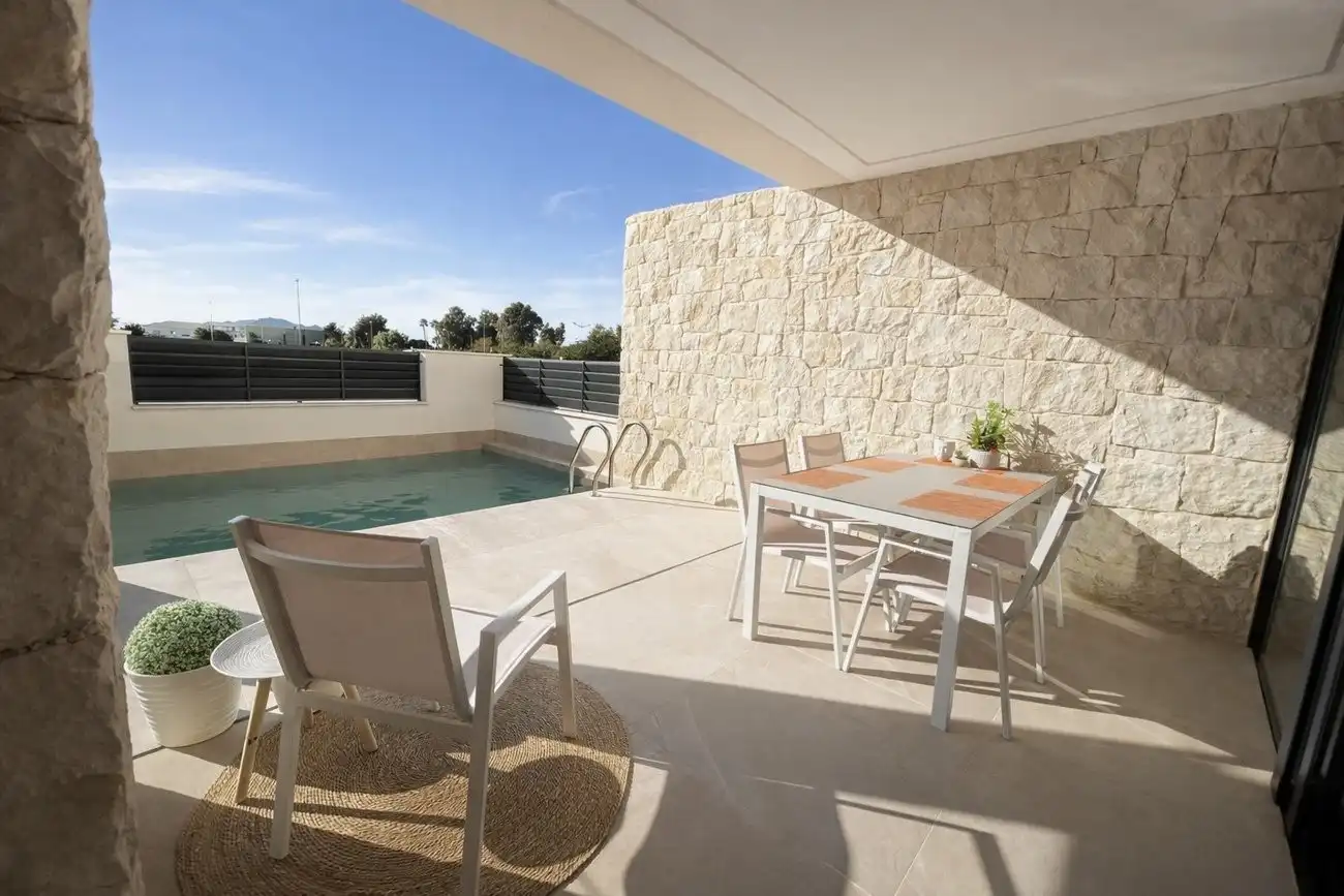 Casa rústica amb piscina en venda a Dolores, imagen 2