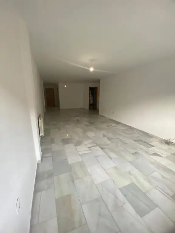 Apartamento de alquiler en Armilla con Calefacción y Piscina comunitaria