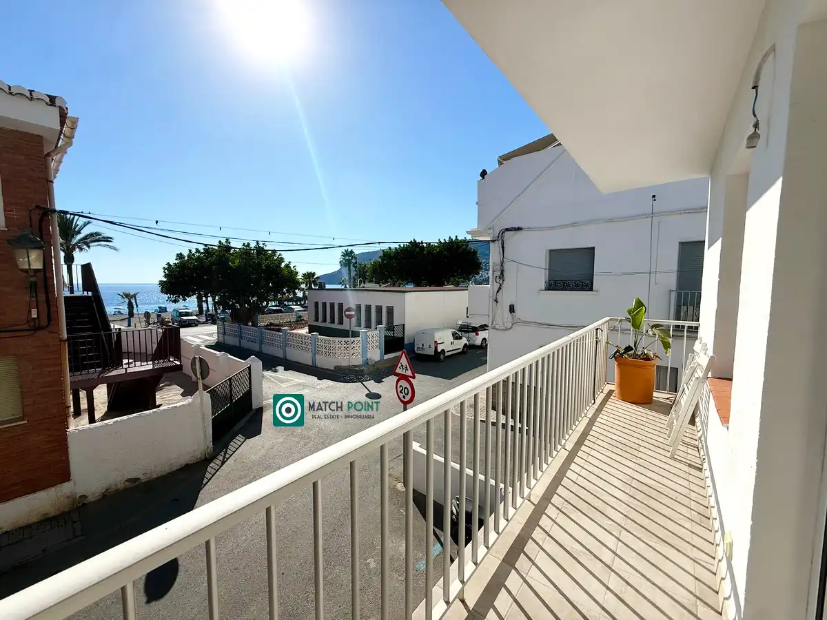 Vista exterior de Casa o chalet en venta en Almuñécar