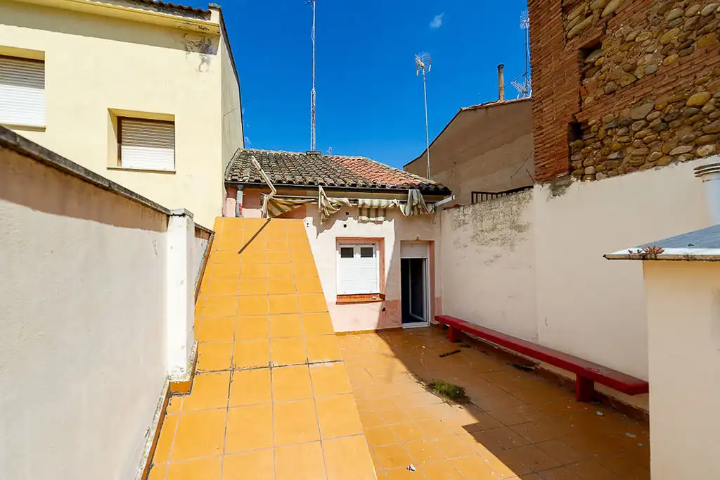 Vista exterior de Casa o xalet en venda en Calahorra