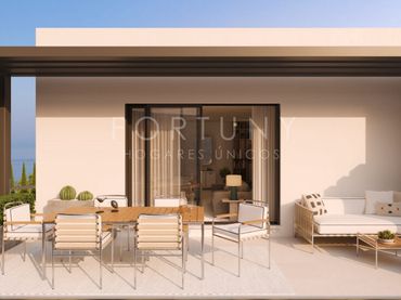 Casa aparellada amb jardí en venda a Carretera de Almería 15