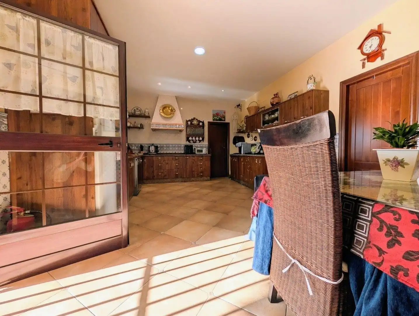 Chalet con piscina en venta en Sanlúcar la Mayor, imagen 14