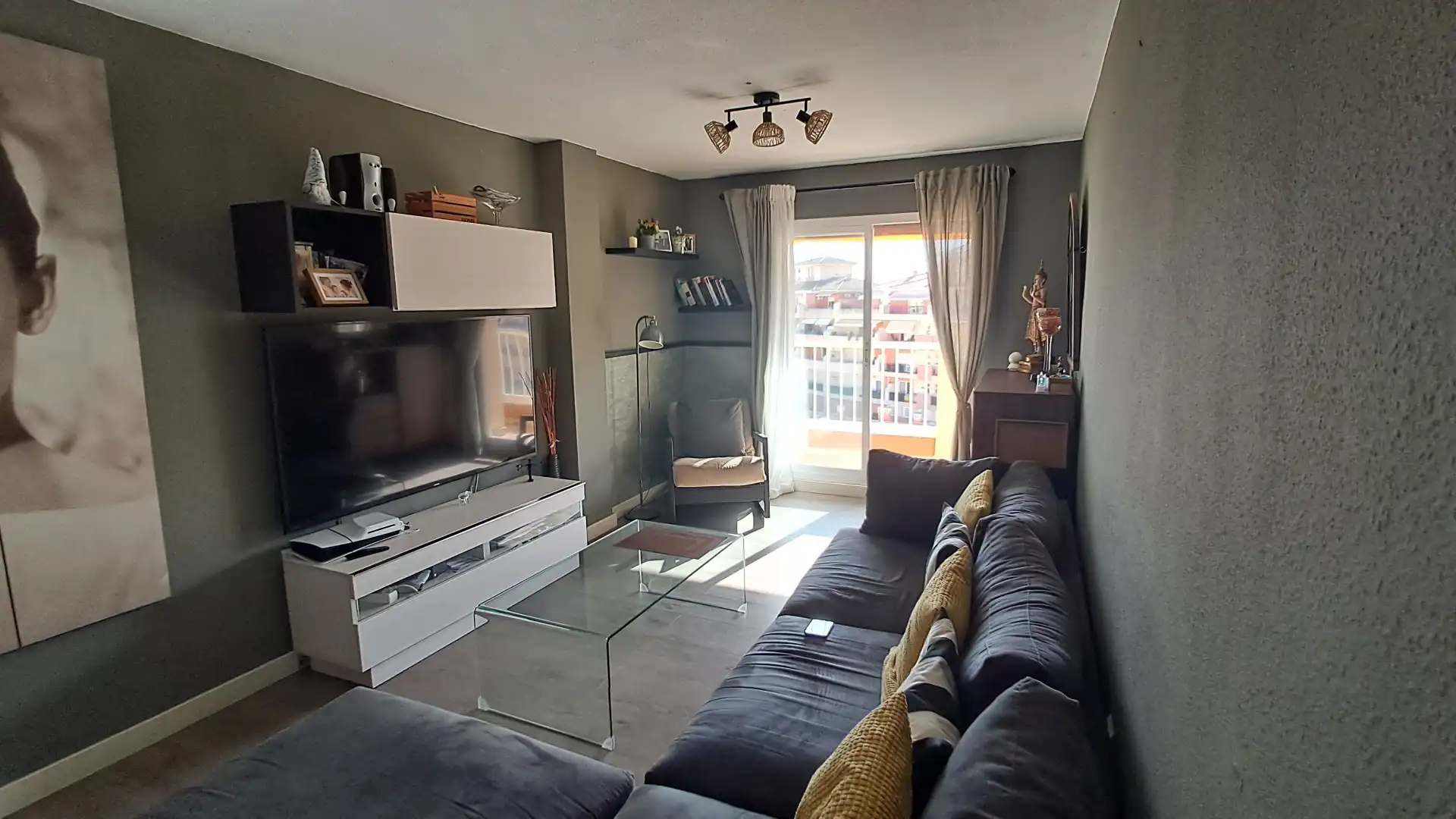 Sala d'estar de Dúplex en venda en Benalmádena amb Aire condicionat, Parquet i Terrassa