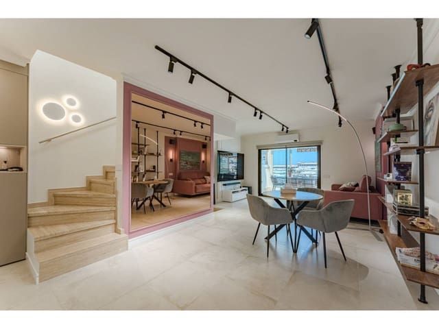 Sala d'estar de Casa adosada en venda en Adeje