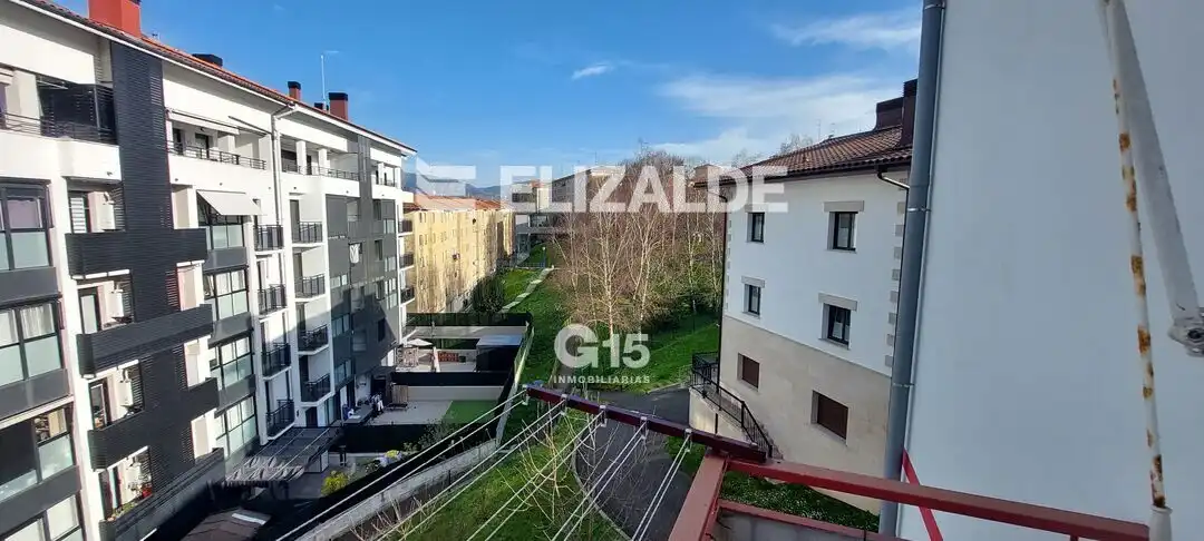 Vista exterior de Piso en venta en Errenteria con Calefacción, Jardín privado y Balcón