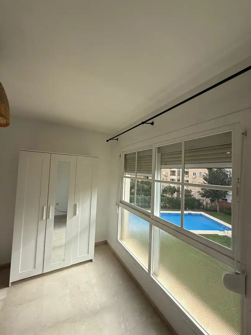 Bedroom of Flat for share in Málaga  with Furnished, Oven and Washing machine