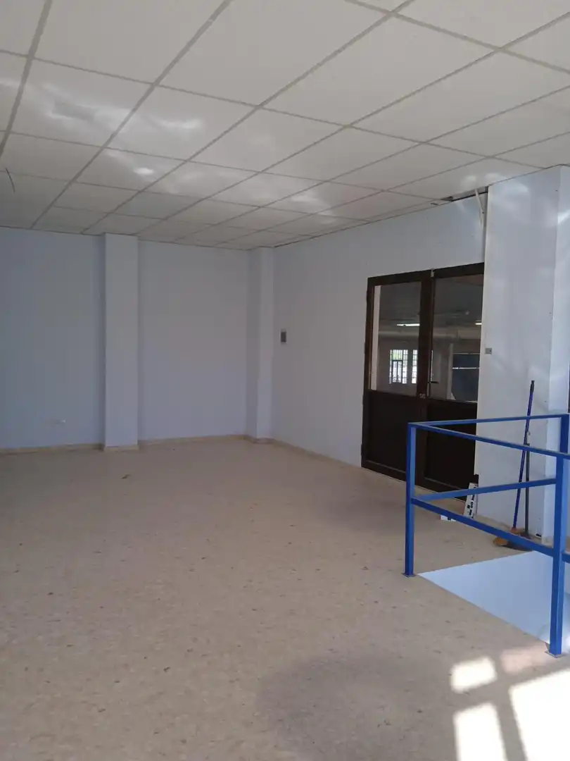 Industrial building to rent in Fuente del Jarro, imagen 11