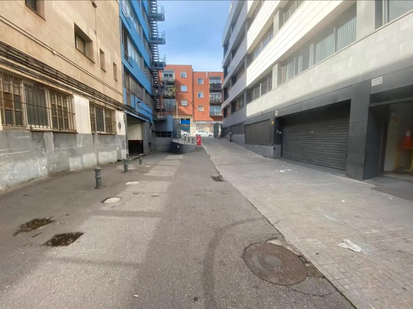 Nave industrial en venta en CERDANYOLA, El Coll