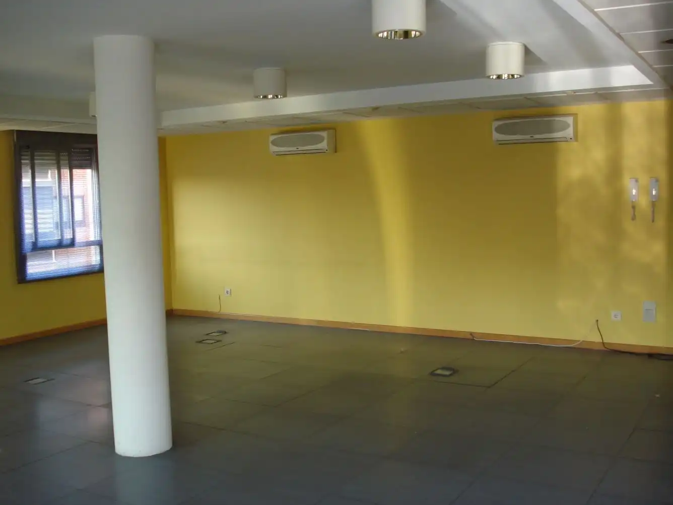 Büro zur Miete in Adelfas