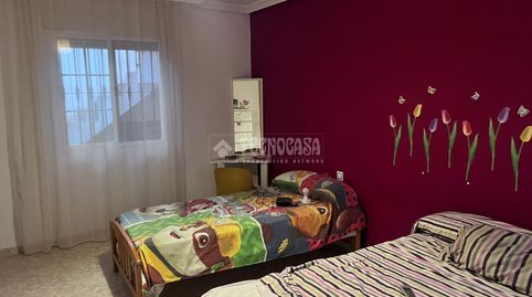 Foto 5 de Casa adosada en venta en Dehesilla de Calamón - Campomanes, Badajoz Capital