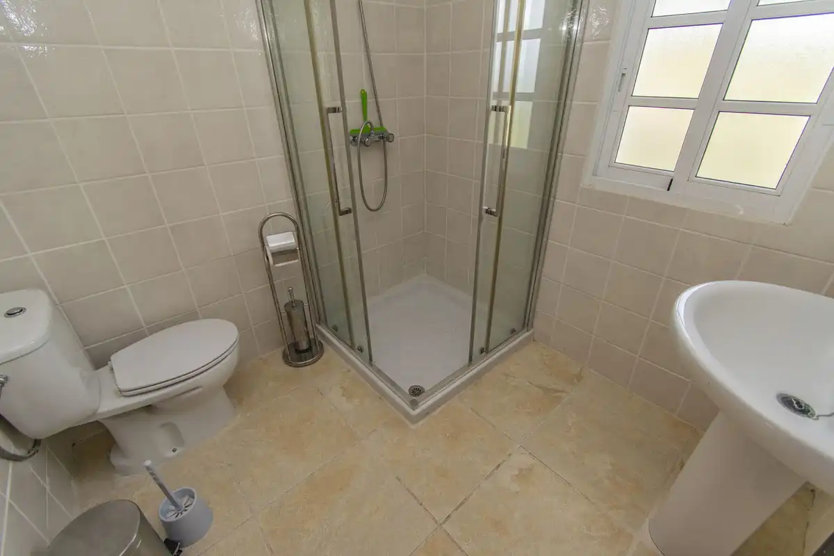 Chalet con piscina en venta en Calle Málaga, imagen 14