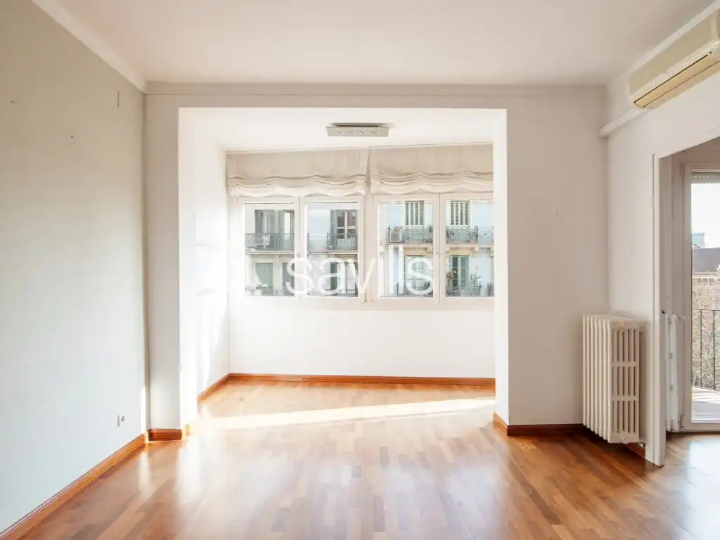Mini appartamento con terrazza in vendita a Eixample, imagen 5