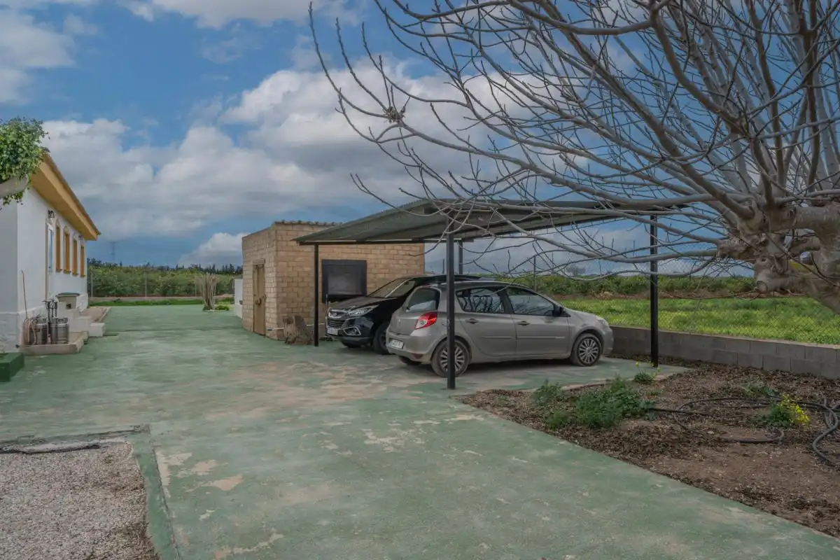 Parking de Casa o chalet en venta en San Miguel de Salinas con Aire acondicionado, Calefacción y Jardín privado