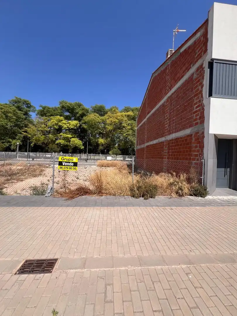 Terreny residencial en venda a Casco Antiguo, imagen 3
