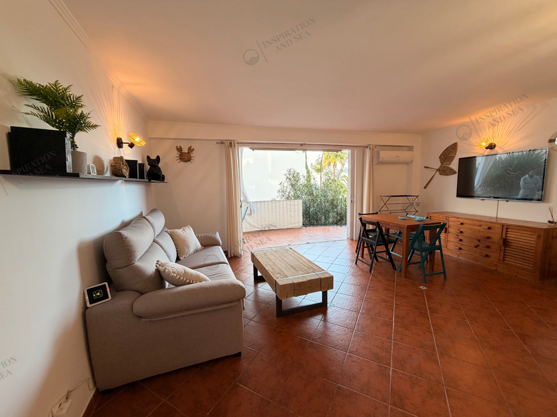 Living room of Flat for sale in Eivissa  with Air Conditioner, Heating and Terrace