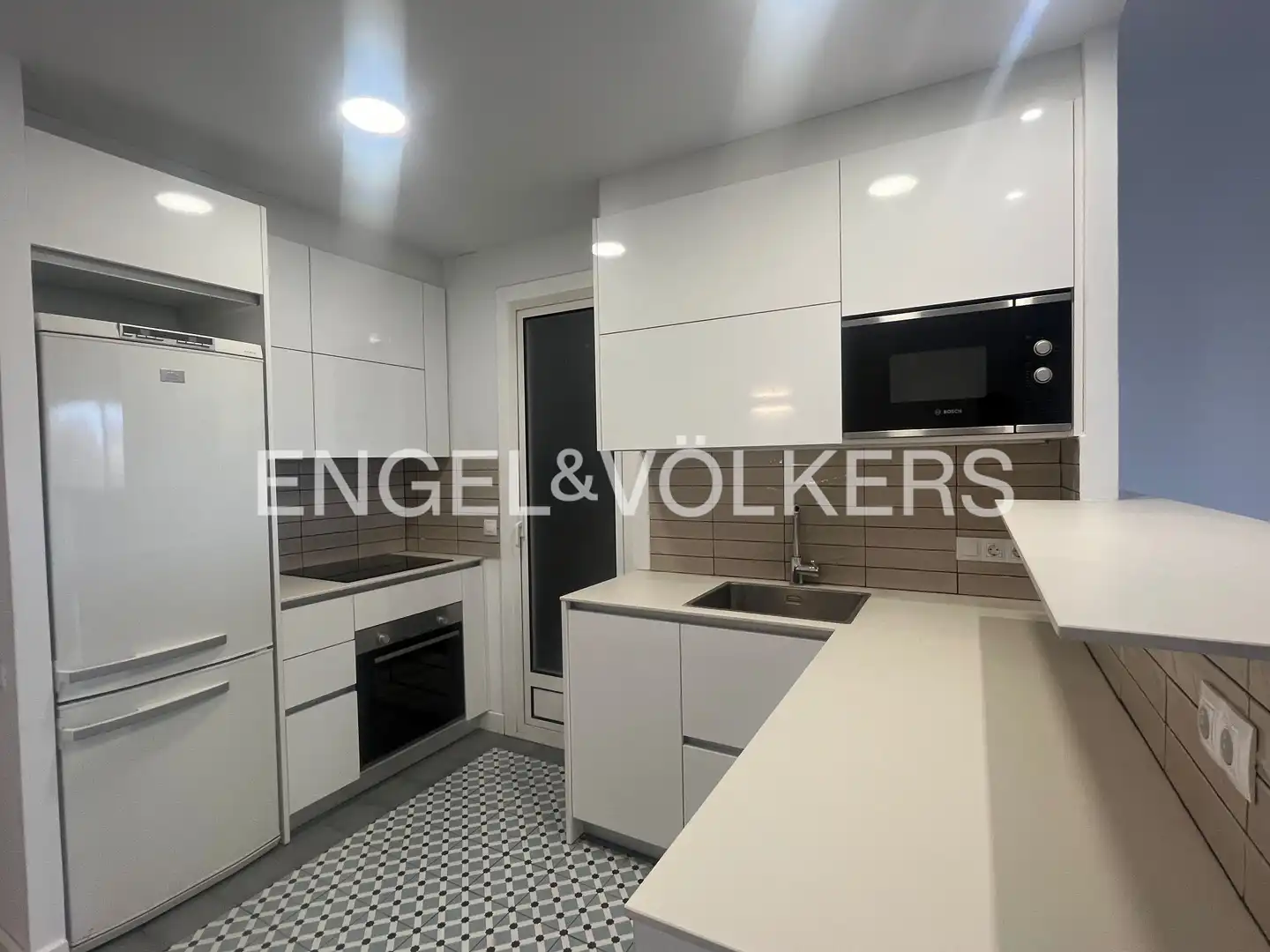Kitchen of Flat for sale in Barcelona  with Air Conditioner, Heating and Parquet flooring