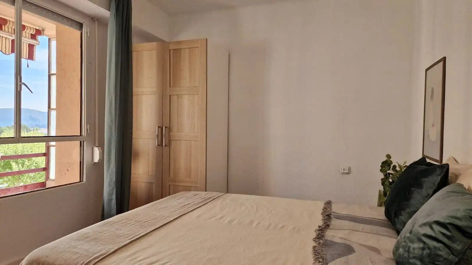 Schlafzimmer von Wohnung zum Verkauf in Alcoy / Alcoi mit Klimaanlage, Terrasse und Möbliert