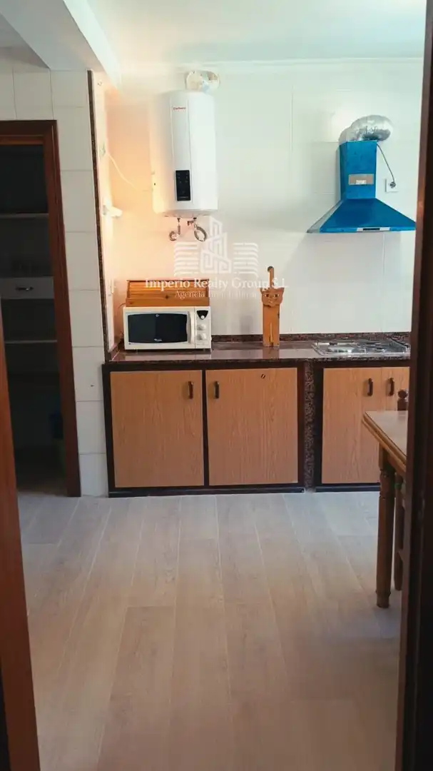 Piso de alquiler en N/A, Sama