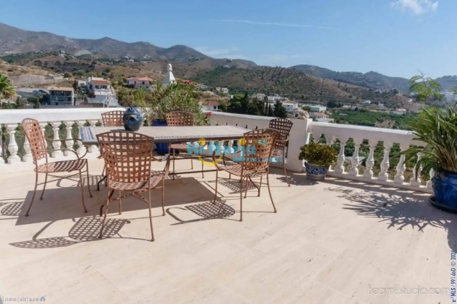 Chalet con piscina en venta en La Herradura, imagen 3