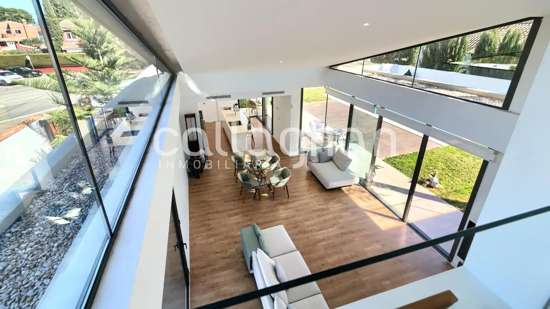 Living room of Houses for sale in L'Eliana  with Air Conditioner, Heating and Private garden