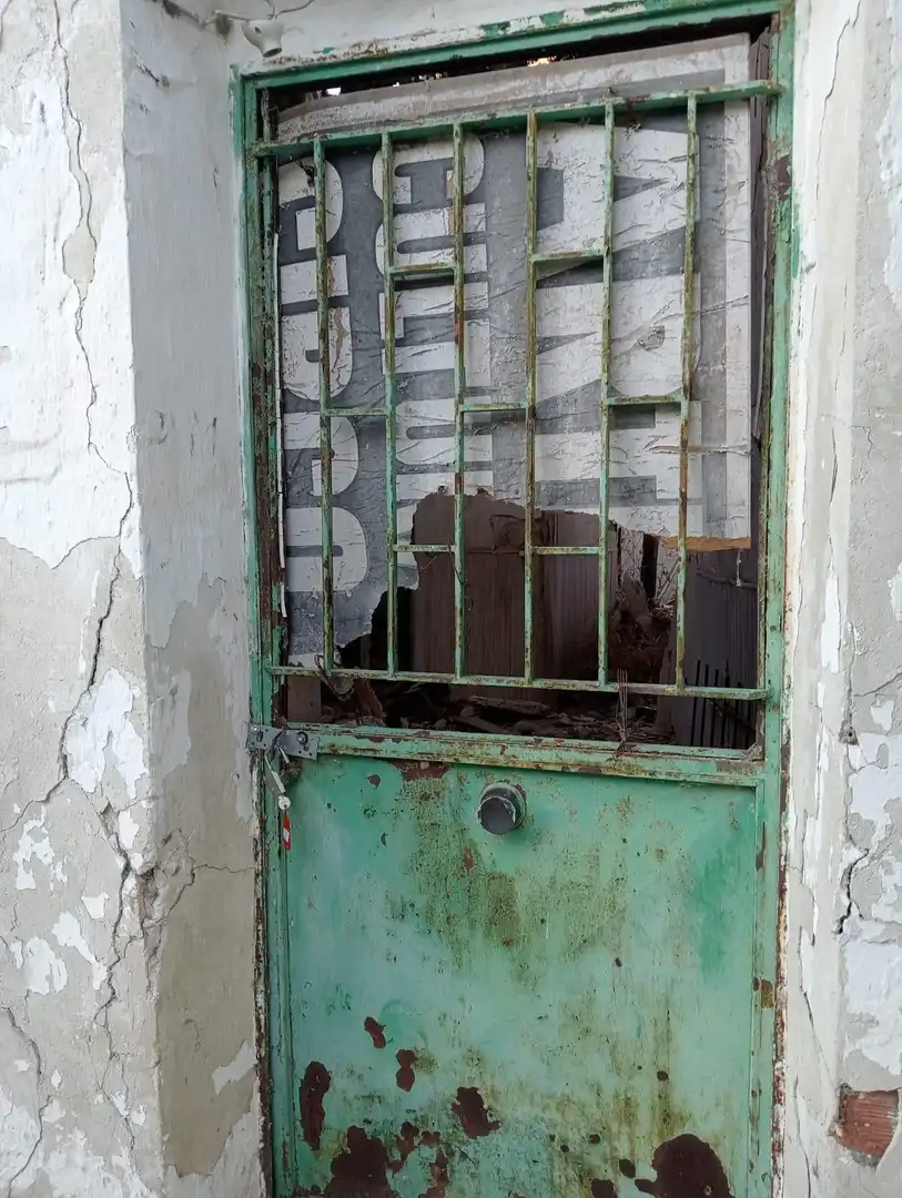 Außenansicht von Einfamilien-Reihenhaus zum Verkauf in Ontígola