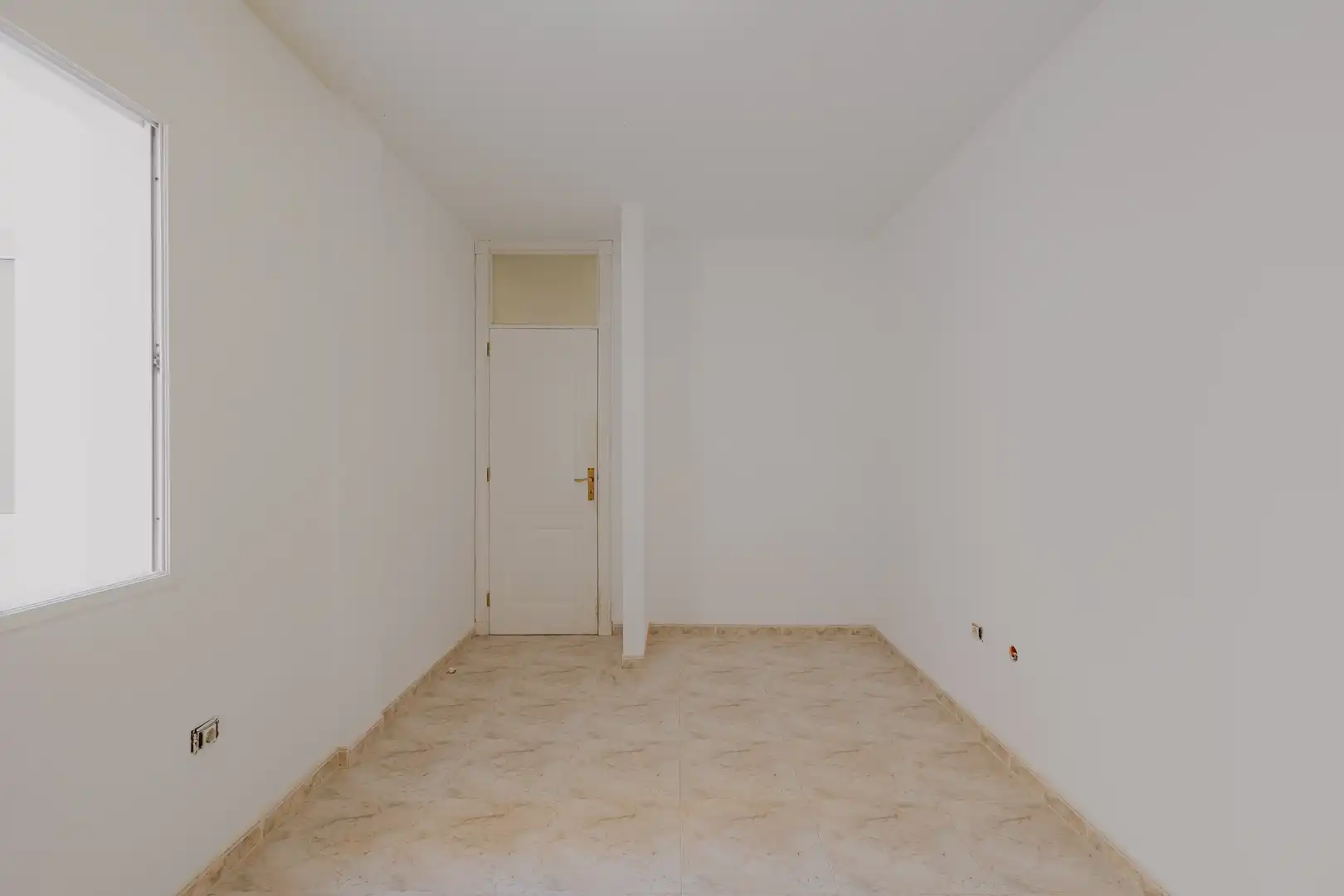 Piso en venta en La Camella