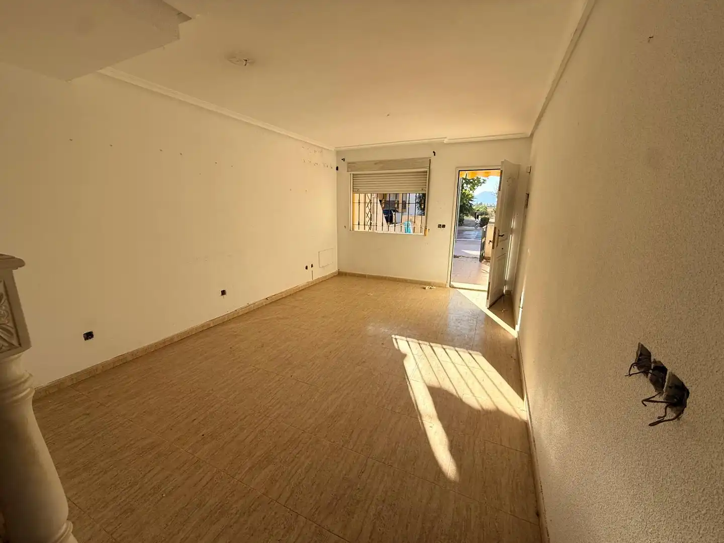 Sala d'estar de Casa o xalet en venda en Daya Nueva amb Terrassa i Piscina comunitària