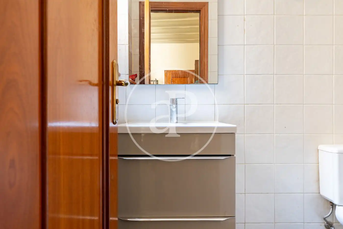 Bany de Pis en venda en Barcelona amb Aire condicionat i Calefacció