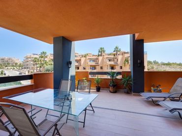 Penthouse mit Balkon zum Verkauf in Orihuela Costa