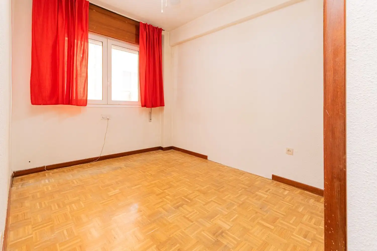 Habitación de Piso en venta en Madrid con Aire acondicionado y Calefacción