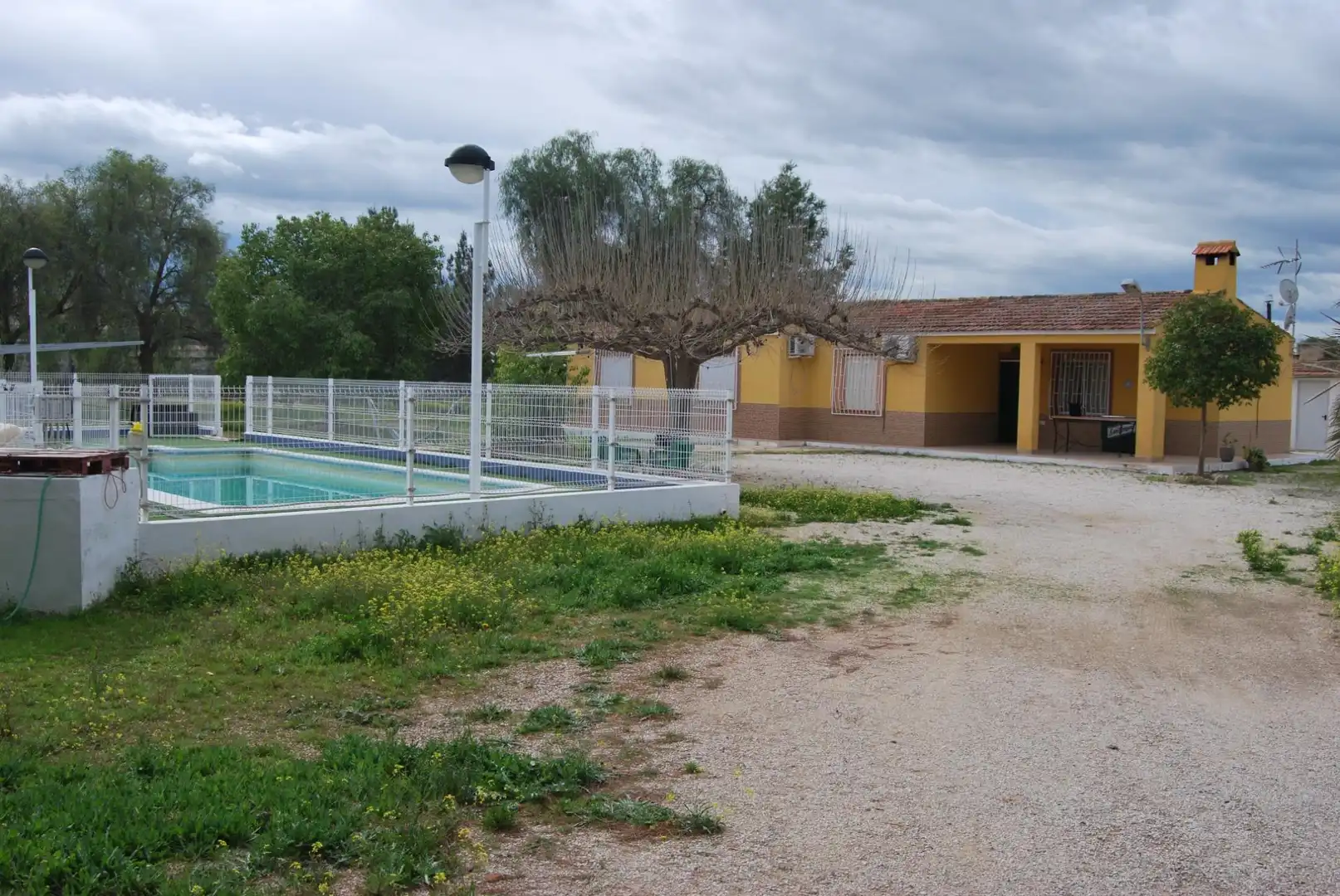 Piscina de Finca rústica en venta en Murcia con Aire acondicionado, Jardín privado y Terraza