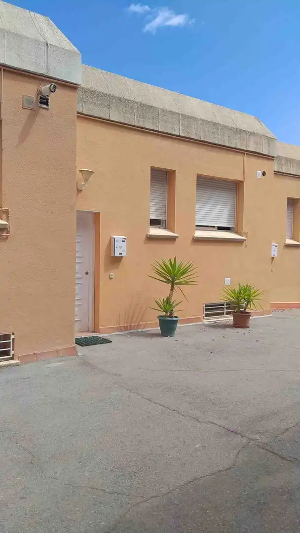 Houses for sale in C/ María Cristina Guell, Les Botigues de Sitges
