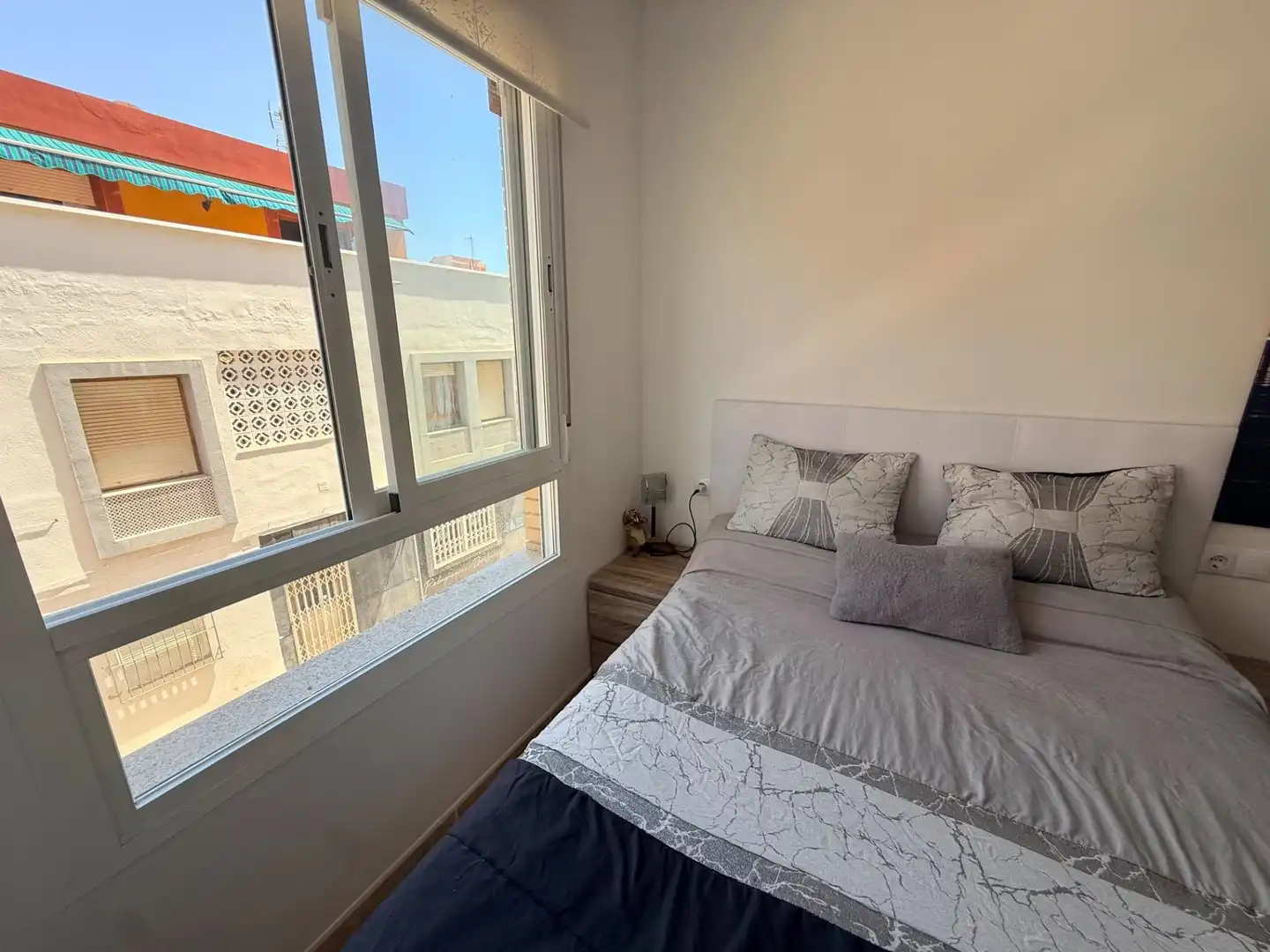 Habitación de Piso en venta en Roquetas de Mar con Amueblado