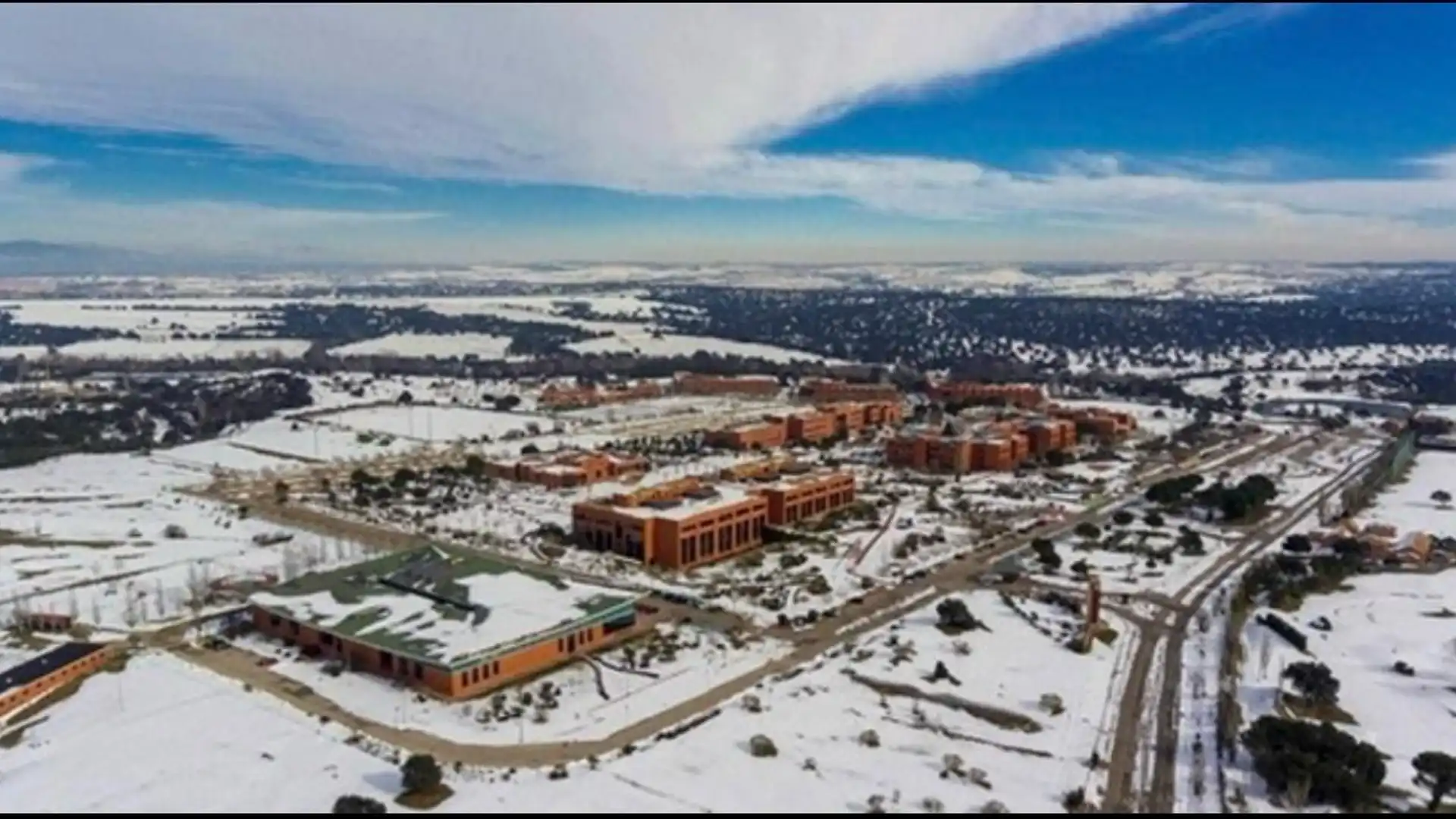 Exterior view of Houses for sale in Villanueva de la Cañada  with Heating, Private garden and Terrace