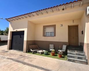 Exterior view of Single-family semi-detached for sale in Domingo Pérez  with Air Conditioner