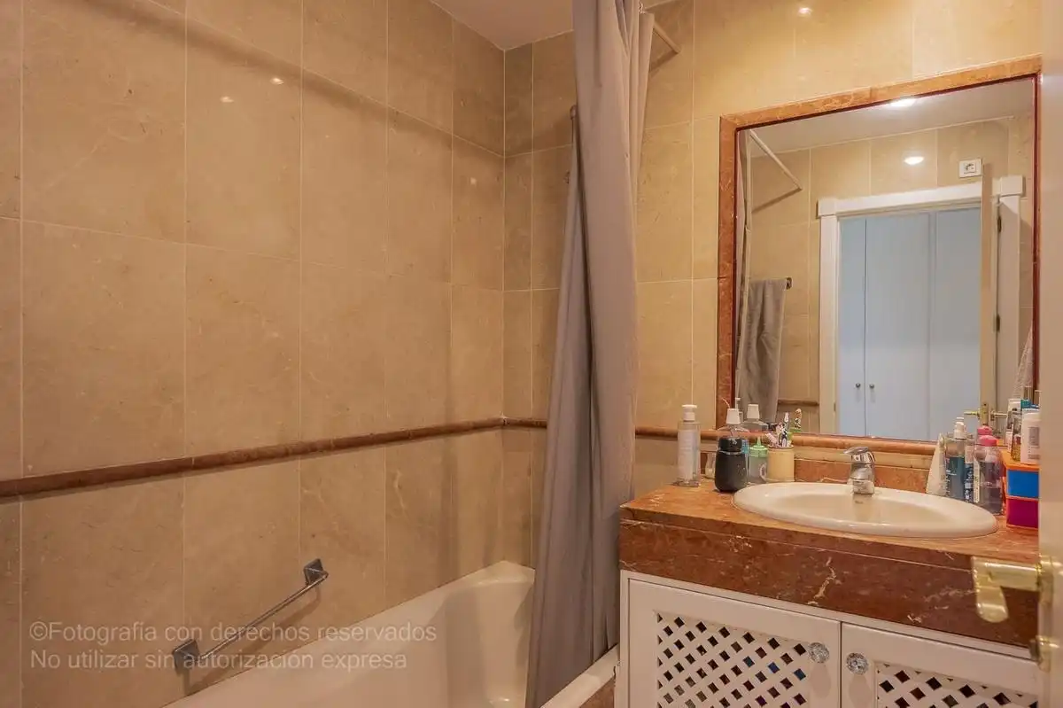 Apartment with pool for sale in Estepona Pueblo, imagen 9