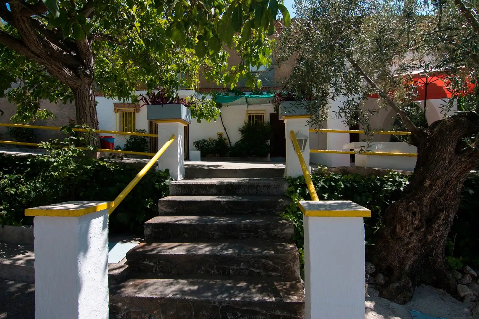 Vista exterior de Finca rústica en venta en Güéjar Sierra con Terraza, Piscina y Balcón
