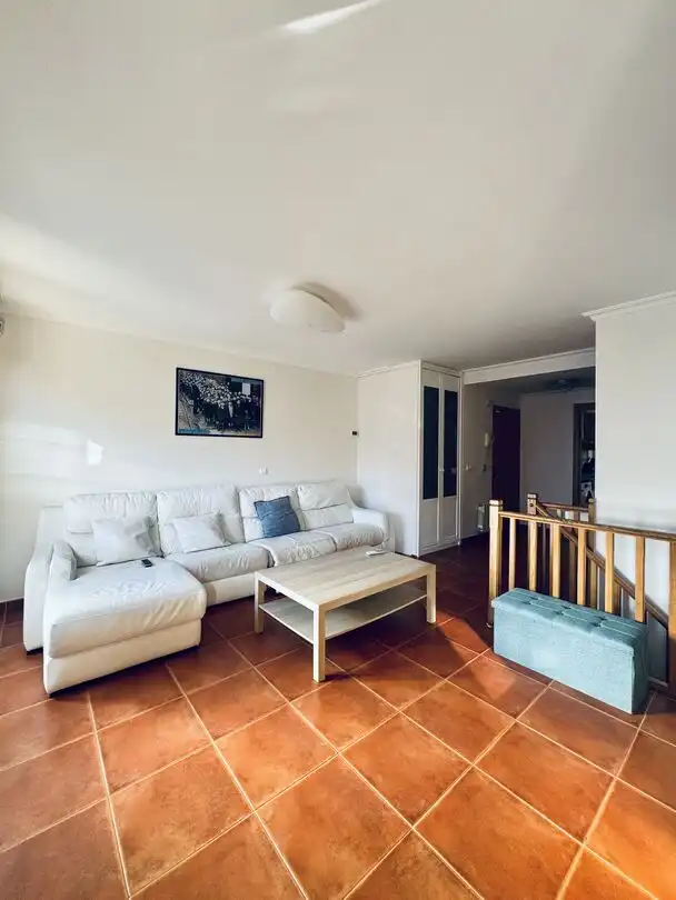 Sala d'estar de Dúplex en venda en Donostia - San Sebastián  amb Aire condicionat, Calefacció i Terrassa