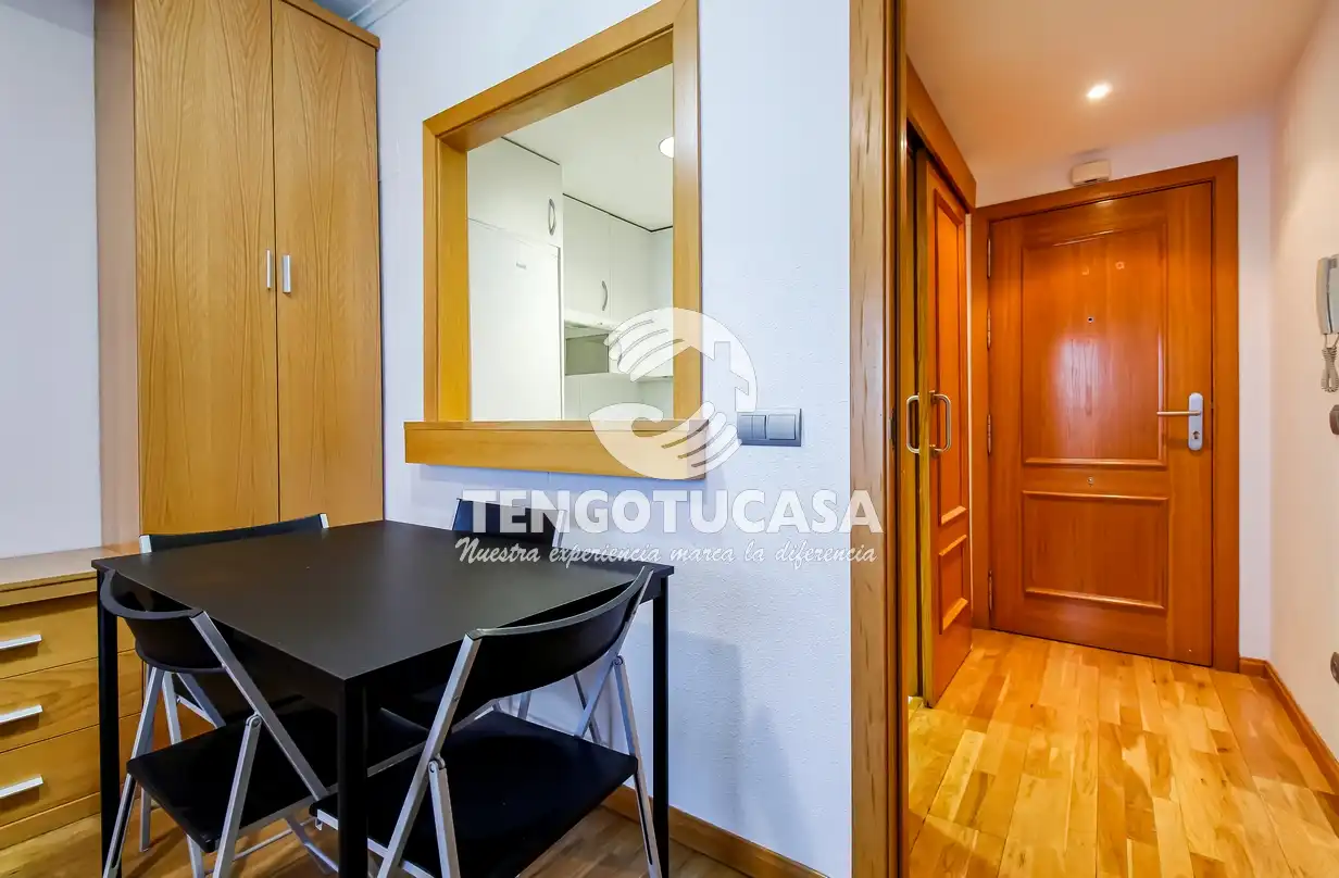Piso en venta en Calle de Belfast, Rejas