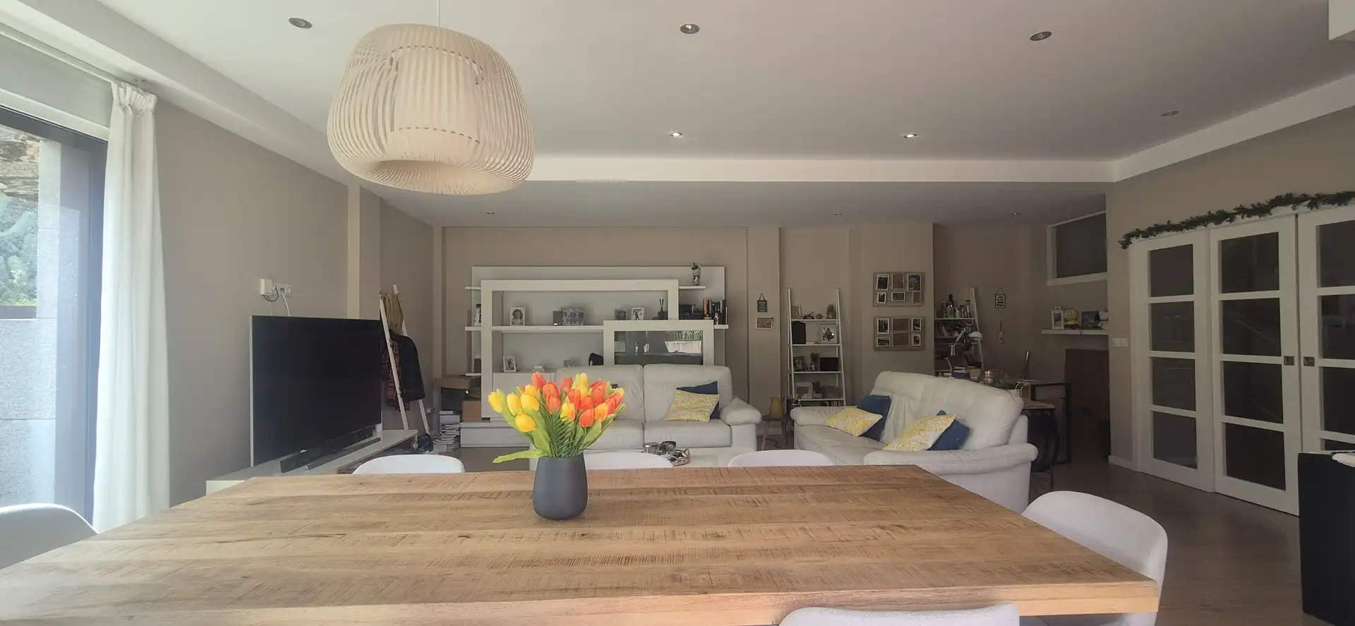 Sala de estar de Casa o chalet en venta en Vigo  con Aire acondicionado, Calefacción y Jardín privado