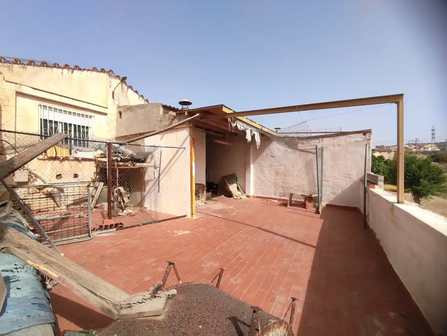 Terrassa de Casa adosada en venda en Elda amb Traster i Moblat
