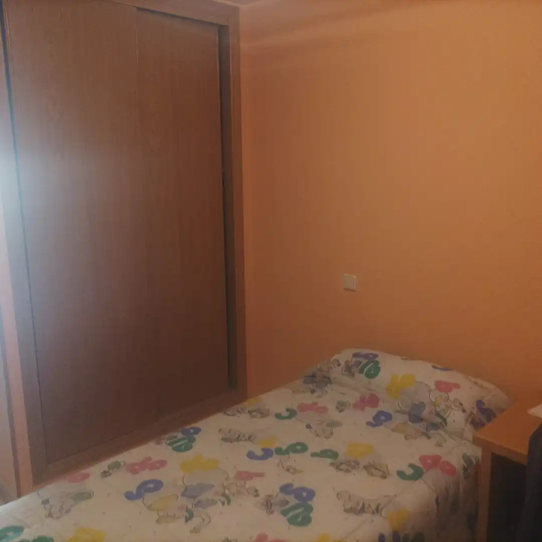 Habitación de Apartamento en venta en Quintanar de la Orden con Aire acondicionado, Calefacción y Parquet